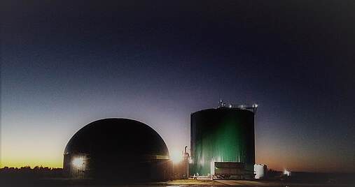 Biogasanlage Rio Cuarto 1 bei Nacht
